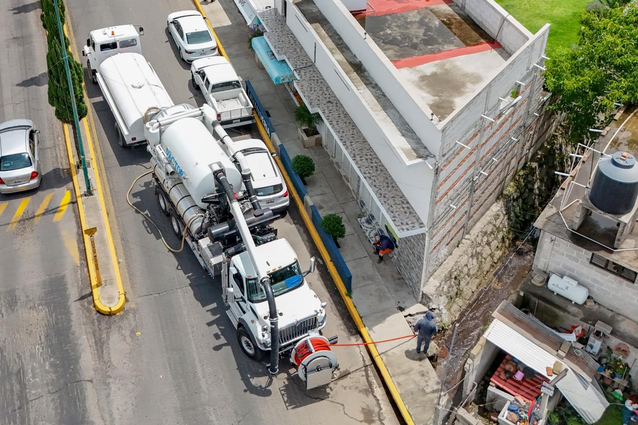 Supervisa presidente municipal de Tlaxcala trabajos de desazolve preventivo en Bulevar Gasoducto